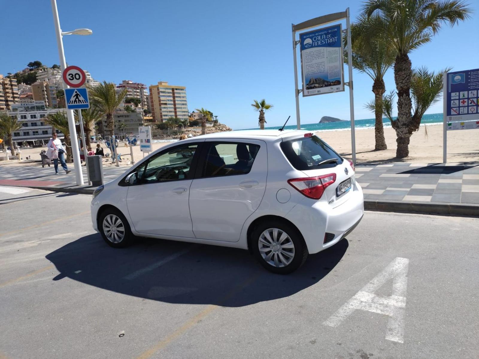 Apartamento Daniela Benidorm Bagian luar foto